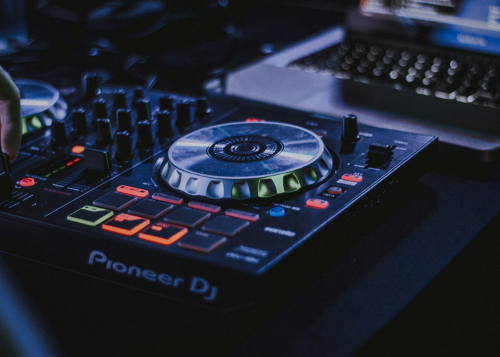 四川资中农村商业银行被罚453.5万元：违反金融统计管理规定等