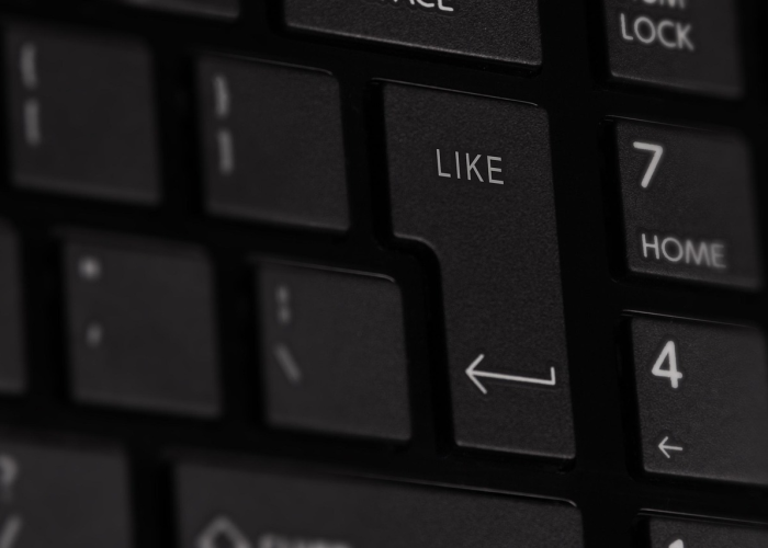 [城市呼吸间的隐秘战争与人性微光],沈阳肺炎病例 G