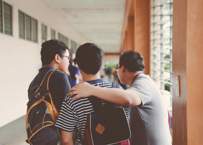 78例新增下的静默呐喊：乌鲁木齐封城日记与无形堤坝