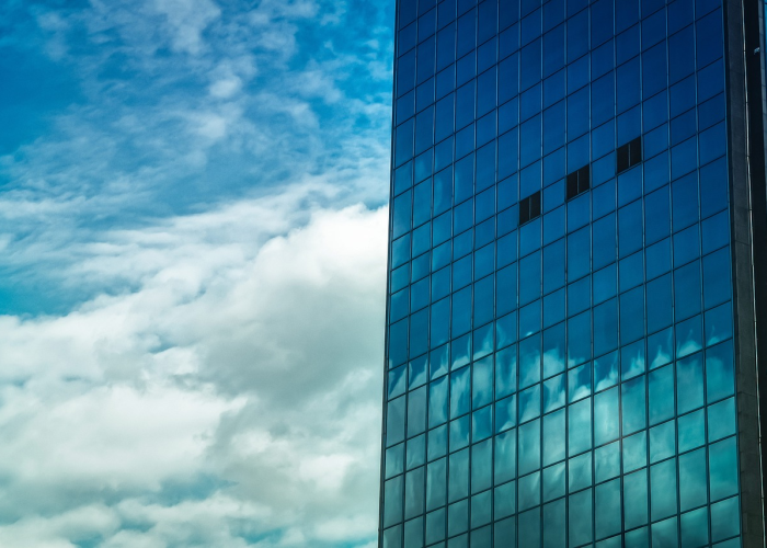 十日新增背后的守护：河北疫情下的微观战场与希望灯塔