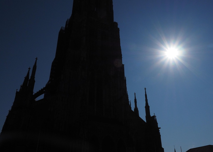 31省区市新增确诊76例本土40例(31省区市新增确诊4例2例为本土)