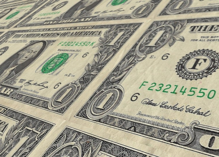 化妆培训班一般学多久，化妆师一般学几年