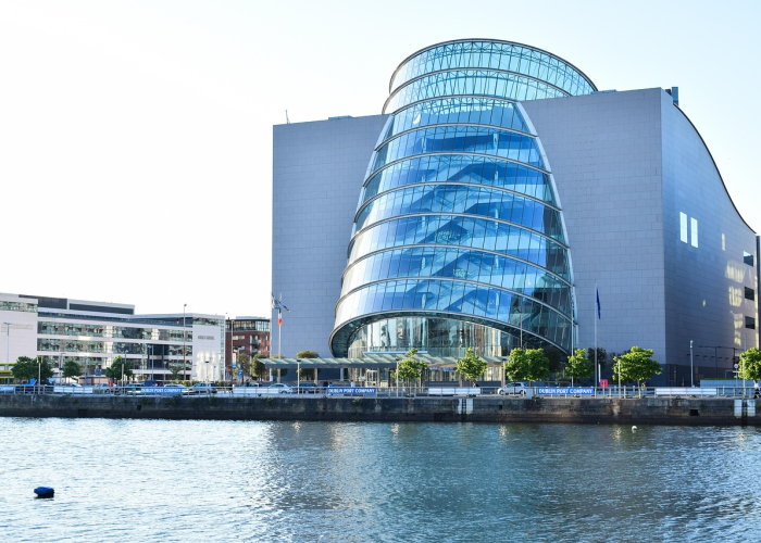 美国新冠病毒疫情最新情况(美国新冠状病毒疫情最新消息)