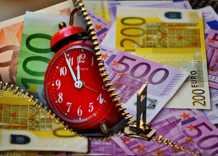 30例本土散点背后的生命叙事:疫情长河中的微澜与航标 30例本土散点背后的生命叙事:疫情长河中的微澜与航标