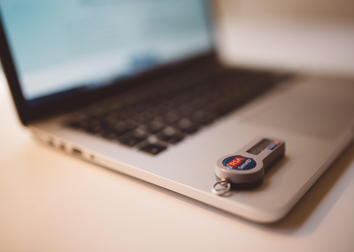 力芯微大宗交易折价成交27.30万股