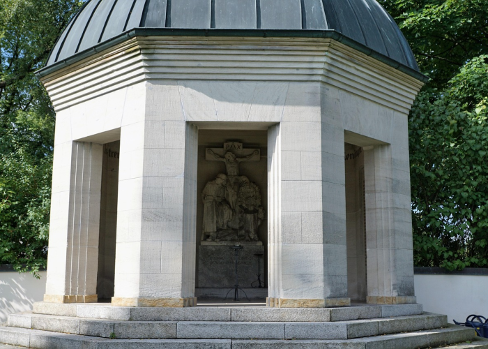 七万车次的防疫长城：通勤者轨迹上的生命纽带与系统韧性