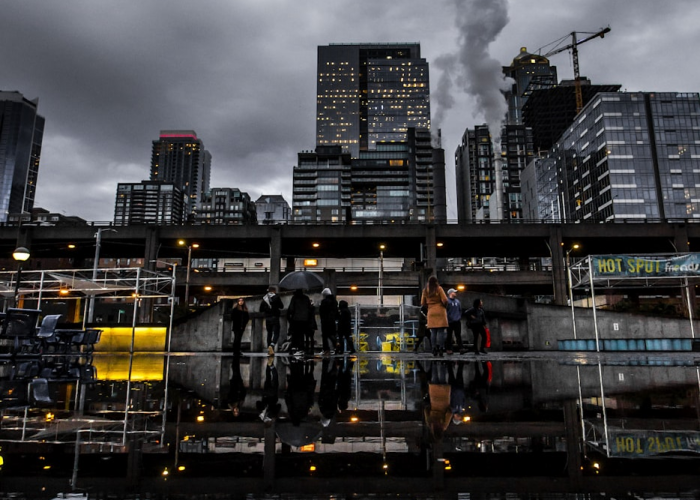 28例新增背后的城市温度：口罩下的呼吸，是人类共同的脉搏