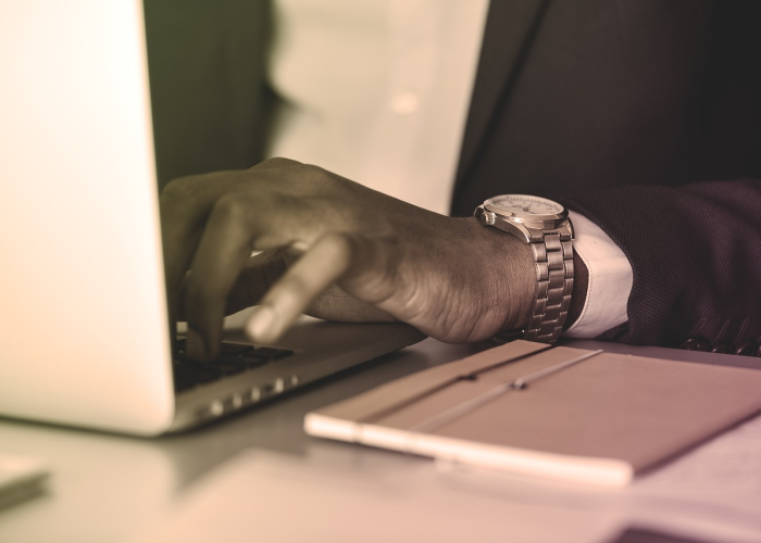 2013年新歌午夜，午夜这首歌