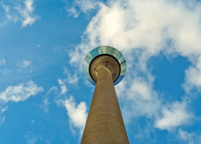 离人歌词，离人歌词意思